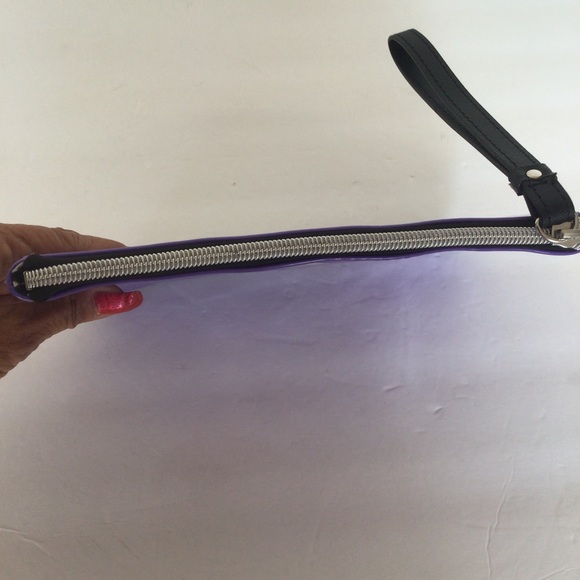 MARC TETRO PURPLE BICHON FRISE WRISTLET CLUTCH - Picture 9 of 13